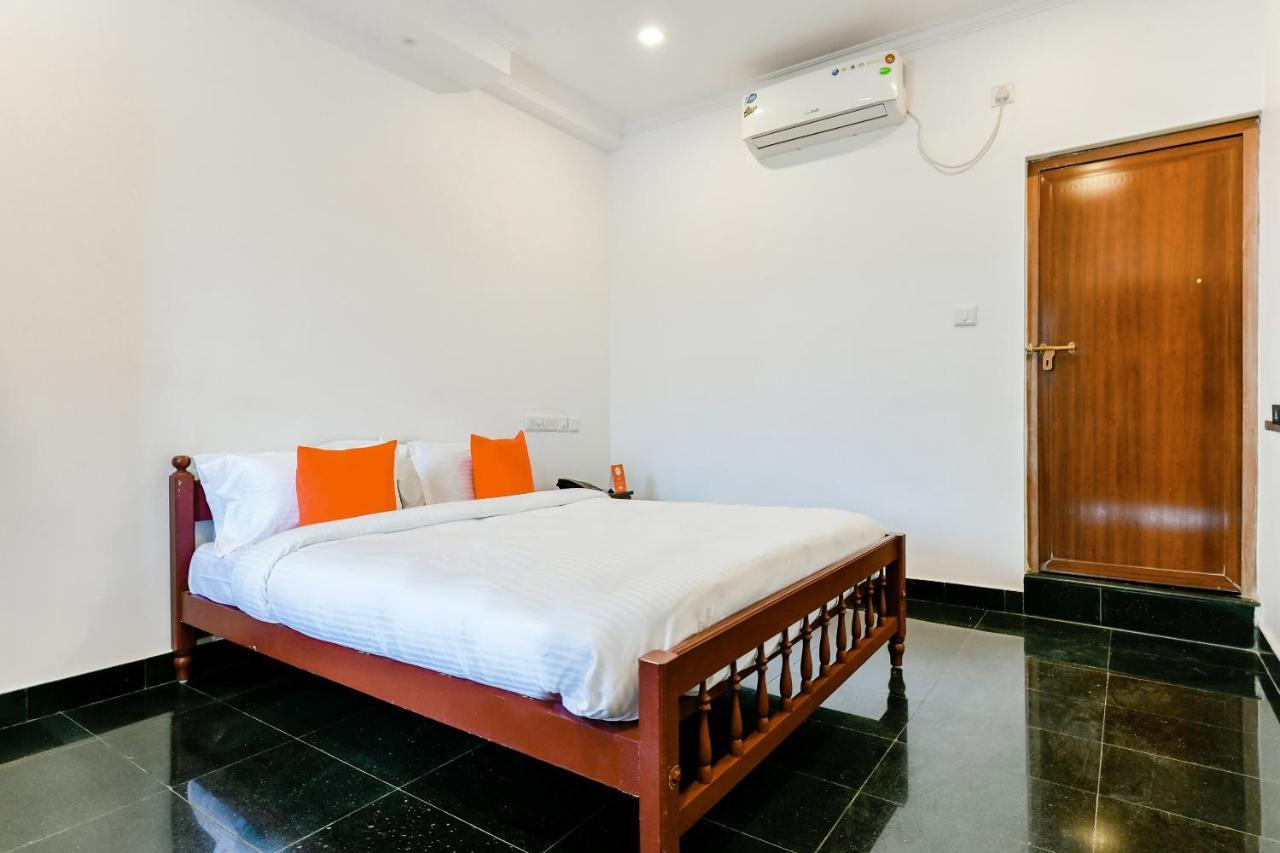 Spot On 39480 Vattekad Tourist Home Kakkanad Εξωτερικό φωτογραφία