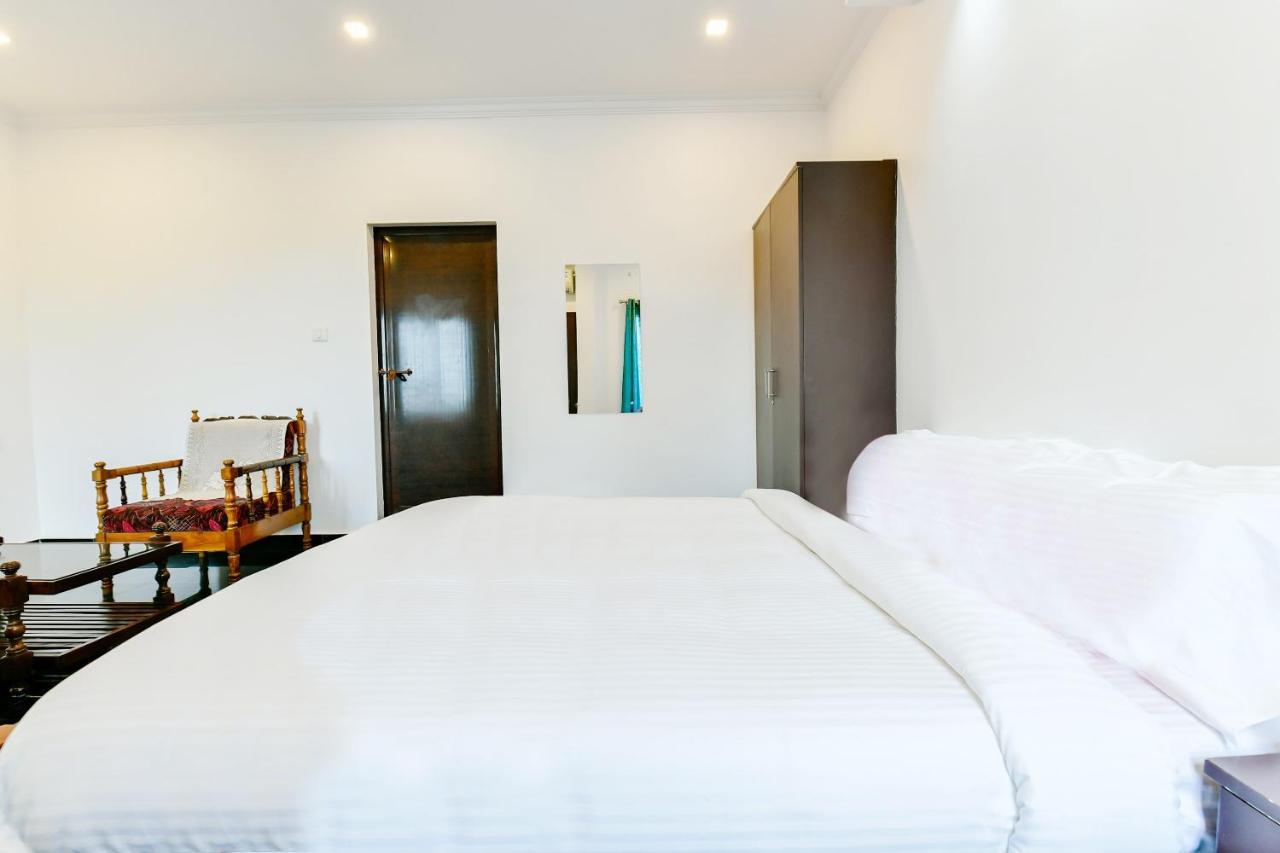 Spot On 39480 Vattekad Tourist Home Kakkanad Εξωτερικό φωτογραφία