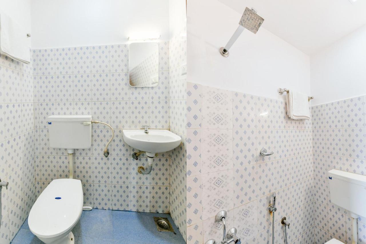 Spot On 39480 Vattekad Tourist Home Kakkanad Εξωτερικό φωτογραφία